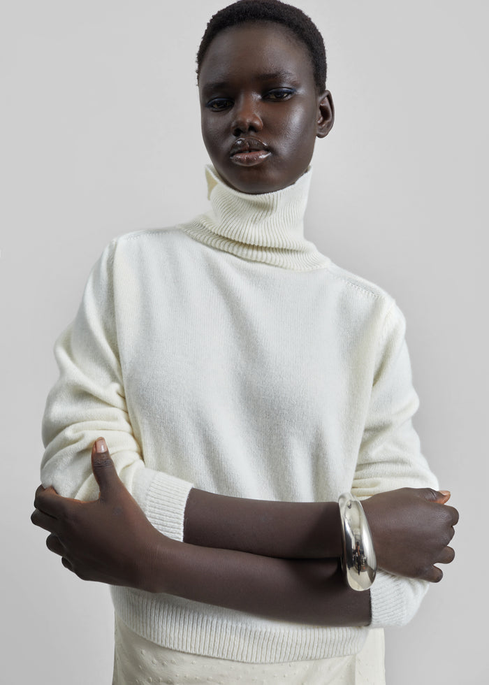 Grenaa Wool Turtleneck Sweater - Ivory