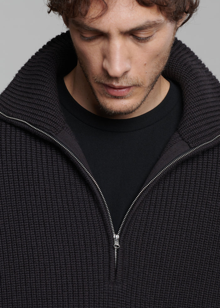 Harrison Quarter Zip Jumper - Dark Plum