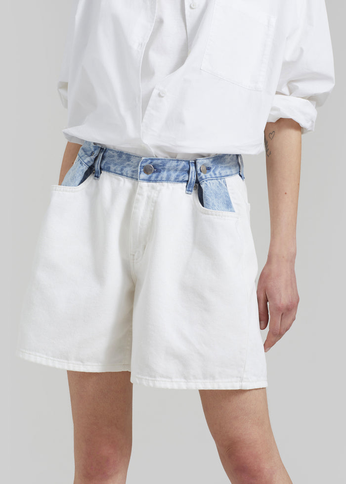 Hayla Contrast Denim Shorts - Off White/Blue