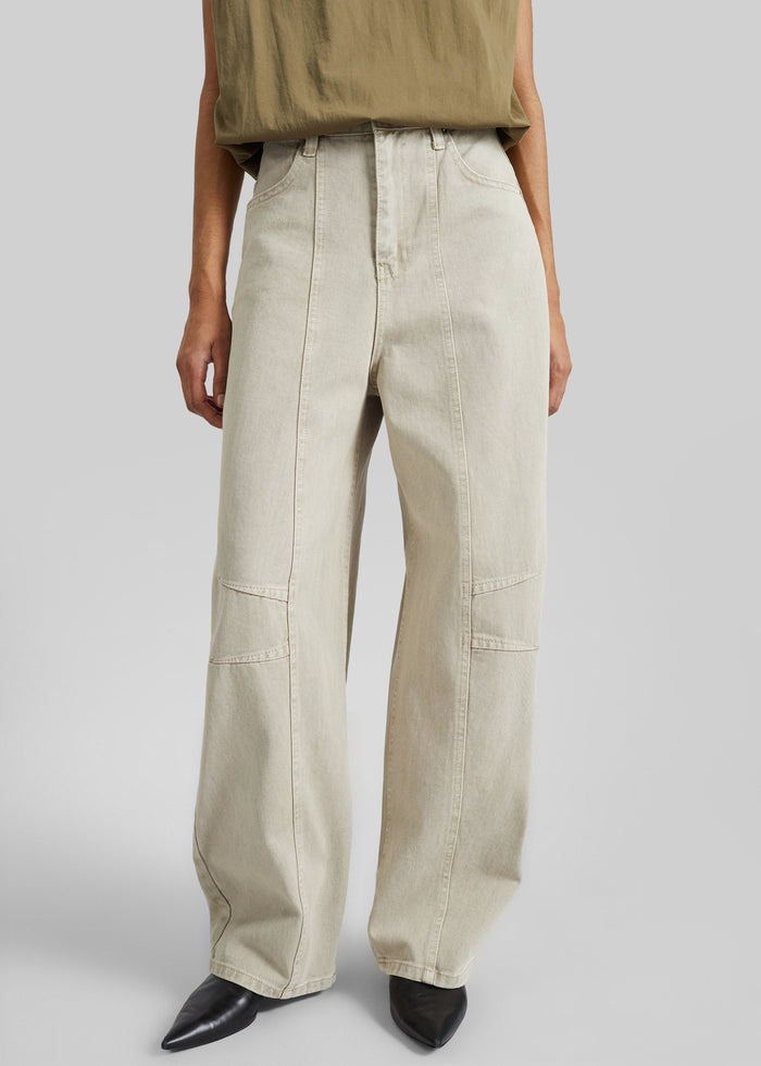 Idre Barrel Leg Jeans - Beige