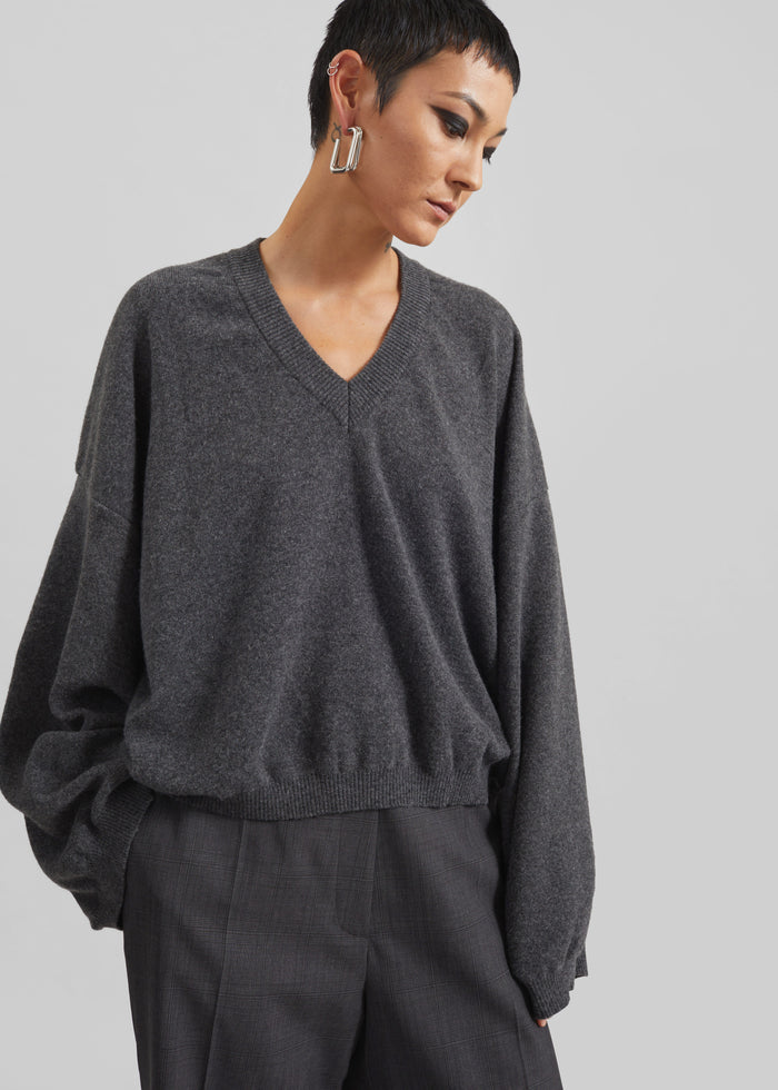 Ilston V-Neck Sweater - Grey