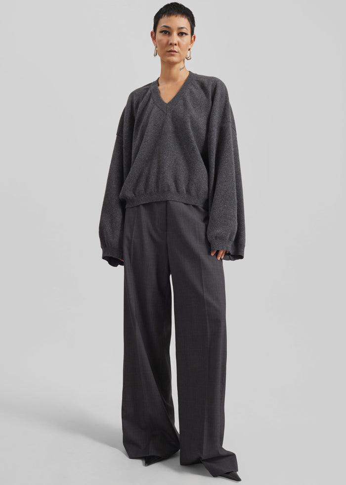 Ilston V-Neck Sweater - Grey