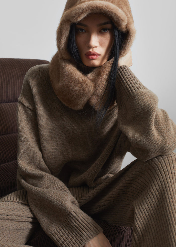 Kallio Faux Fur Hood - Light Brown