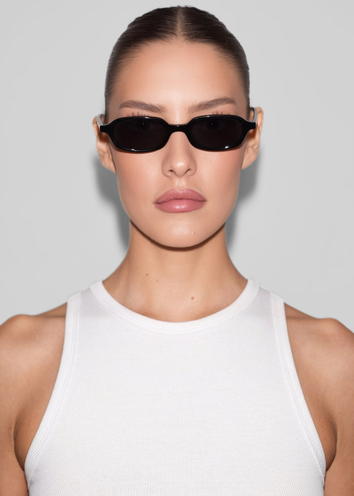 Karen Wazen Carolyn Sunglasses - Black