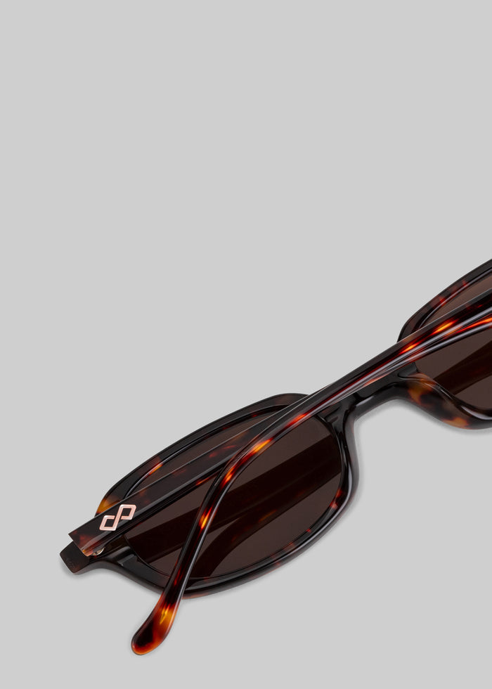 Karen Wazen Carolyn Sunglasses - Tortoise