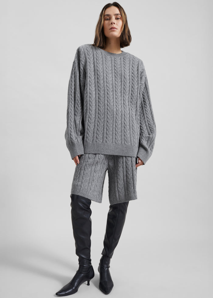 Karmoy Cable Knit Padded Sweater - Grey