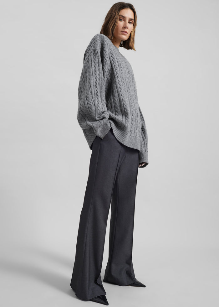 Karmoy Cable Knit Padded Sweater - Grey