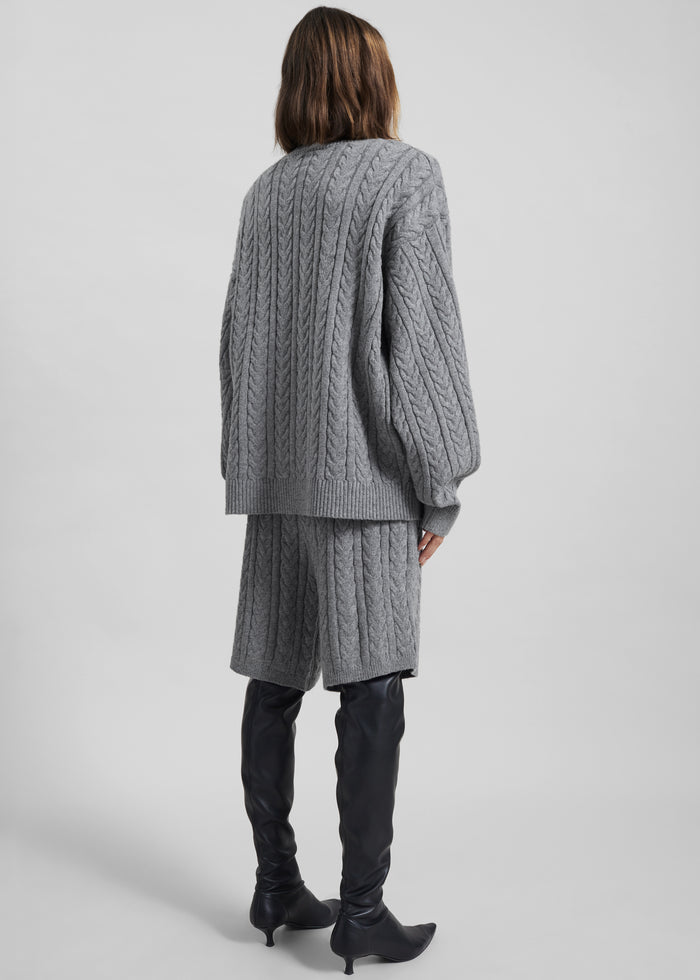 Karmoy Cable Knit Padded Sweater - Grey