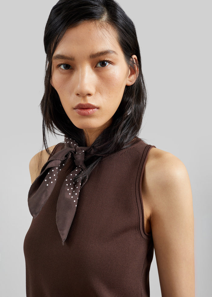 Kinna Knit Sleeveless Top - Brown