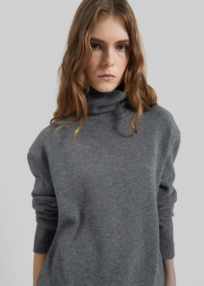 Koler Padded Knit Turtleneck - Grey