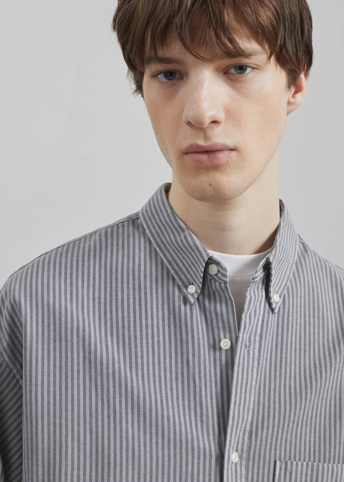 Legan Shirt - Grey Stripe