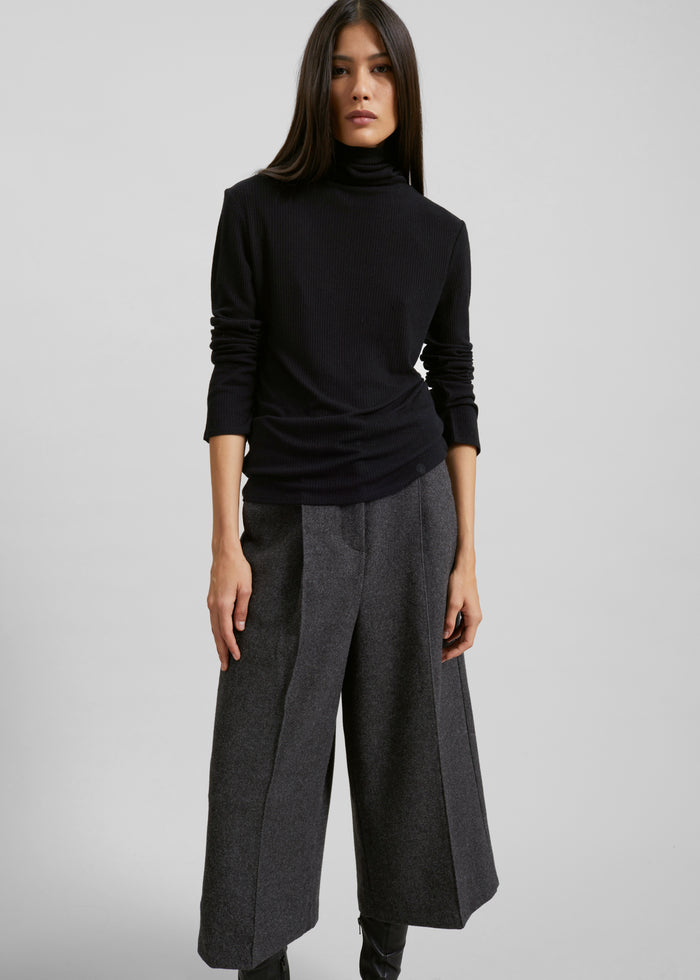 Leher Tailored Wool Culottes - Charcoal