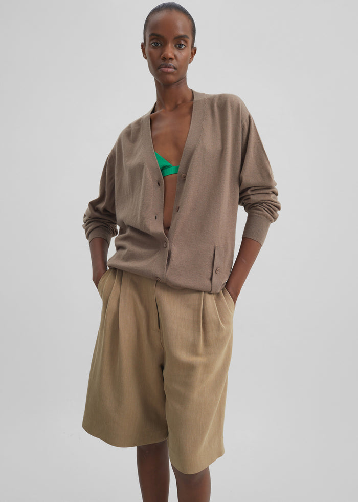 Marfa Linen Bermuda Shorts - Camel
