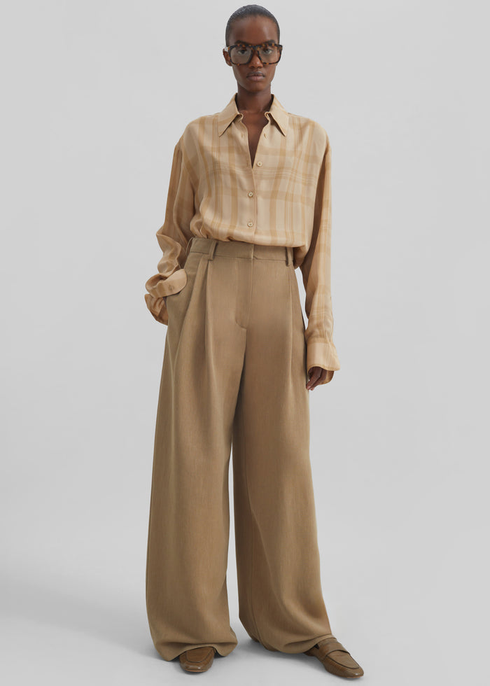 Marfa Linen Pleated Trousers - Camel