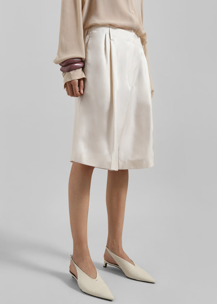 Marfa Pleated Silk Bermuda Shorts - Ivory