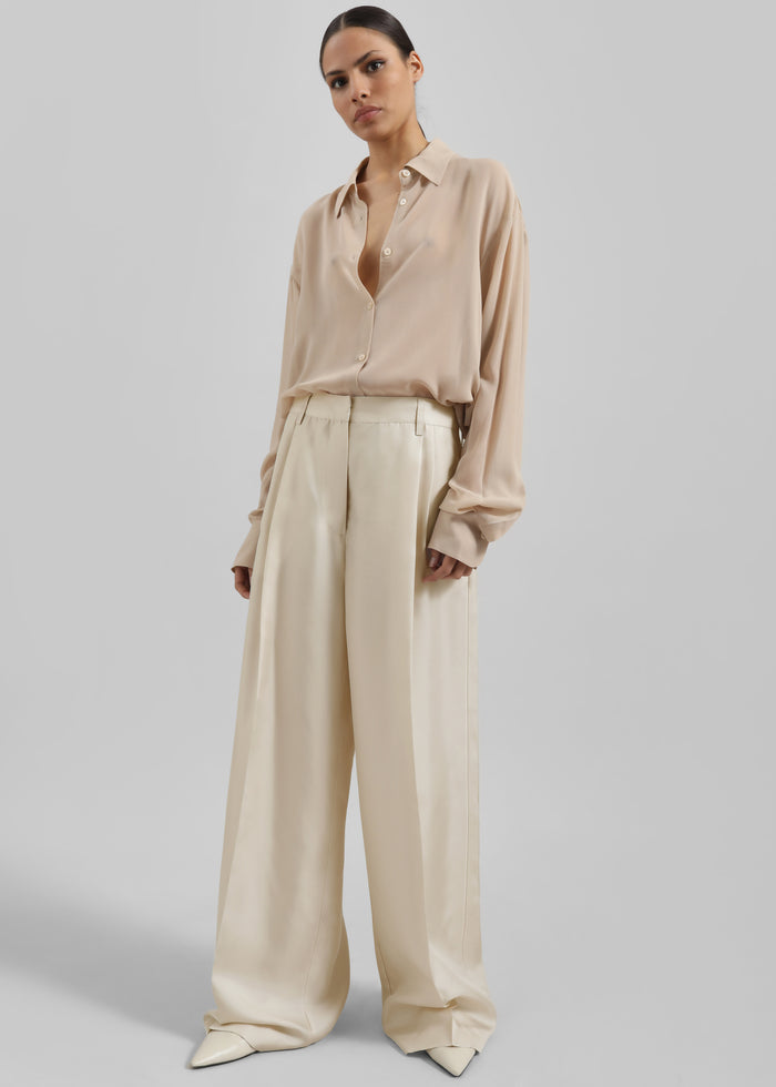 Marfa Pleated Silk Trousers - Light Beige