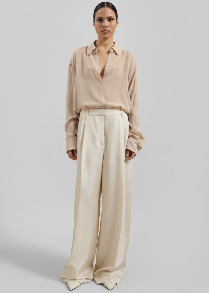Marfa Pleated Silk Trousers - Light Beige