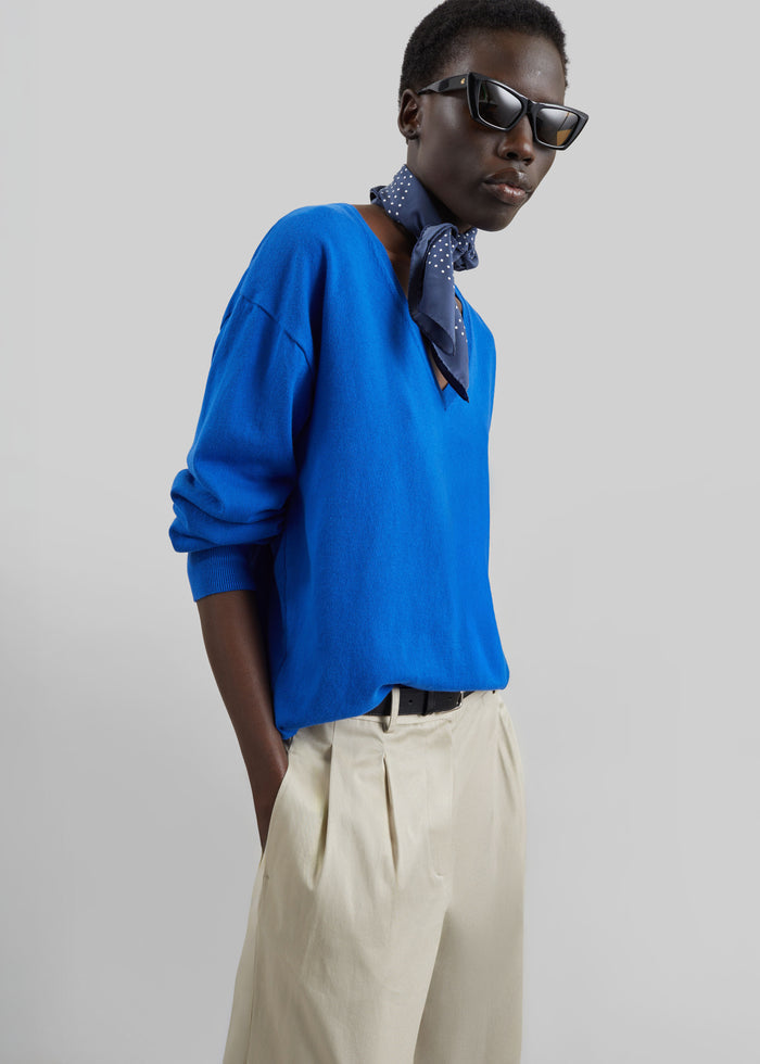 Meera V-Neck Sweater - Cobalt
