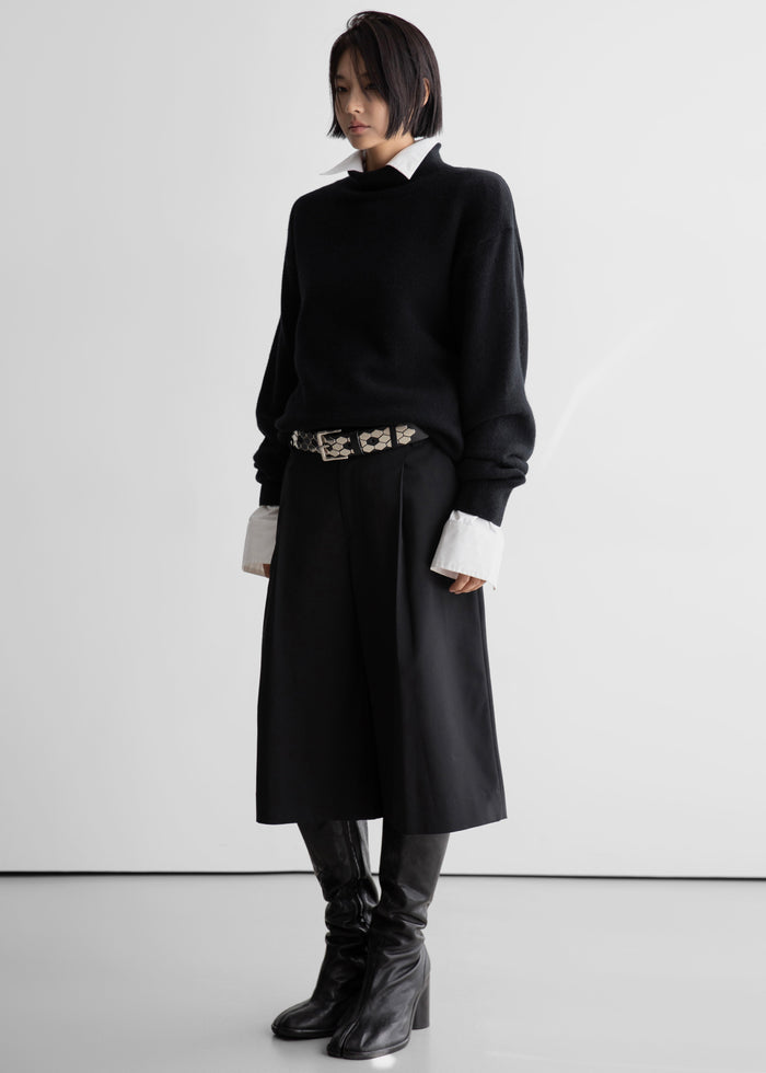 Meldert Bermuda Shorts - Black