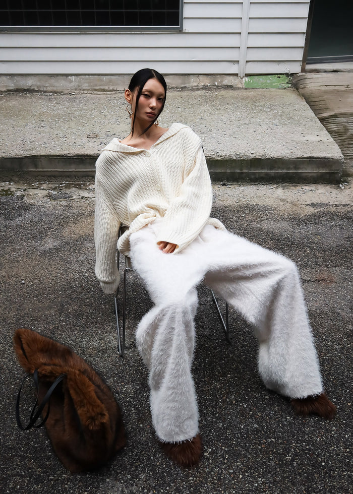 Melker Furry Pants - Off White