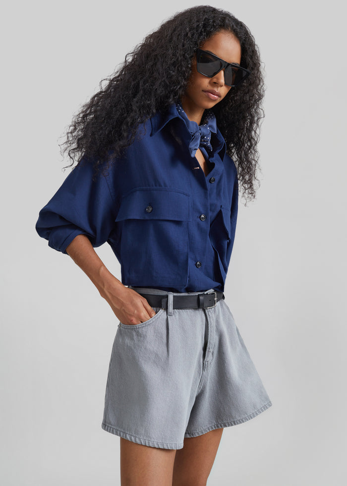 Mojave Pleated Denim Shorts - Grey Wash