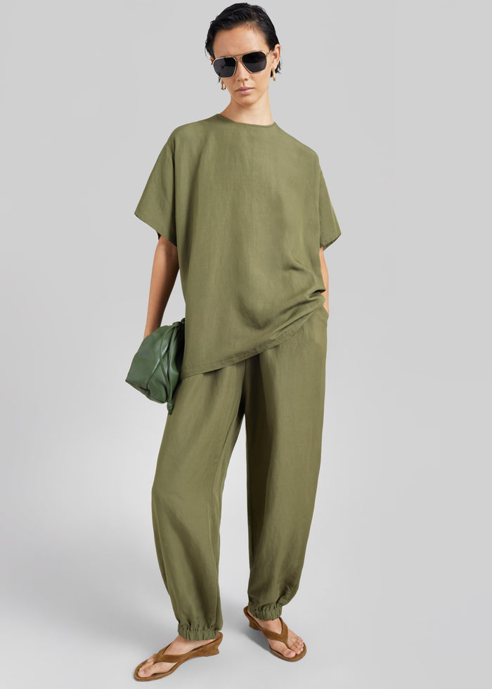 Morat Linen Back Button Top - Olive