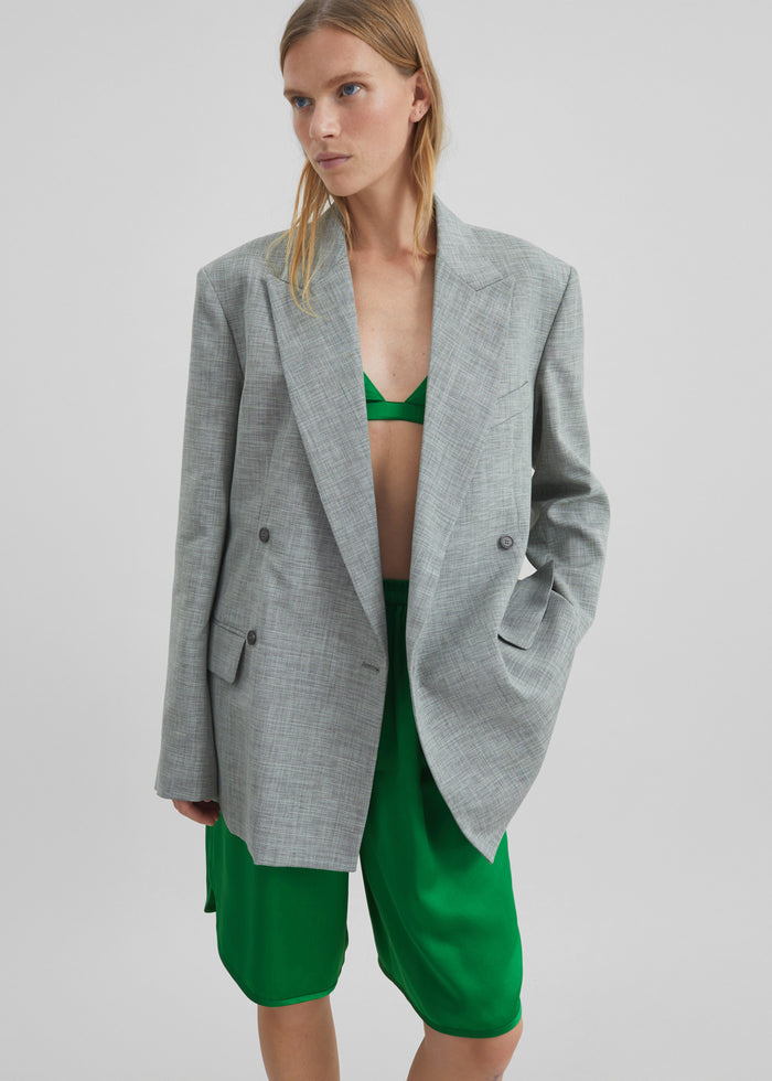 Nelis Silk Bermuda Shorts - Kelly Green