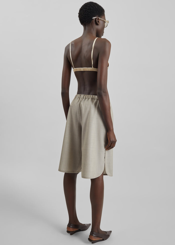 Nelis Suiting Bermuda Shorts - Beige Melange