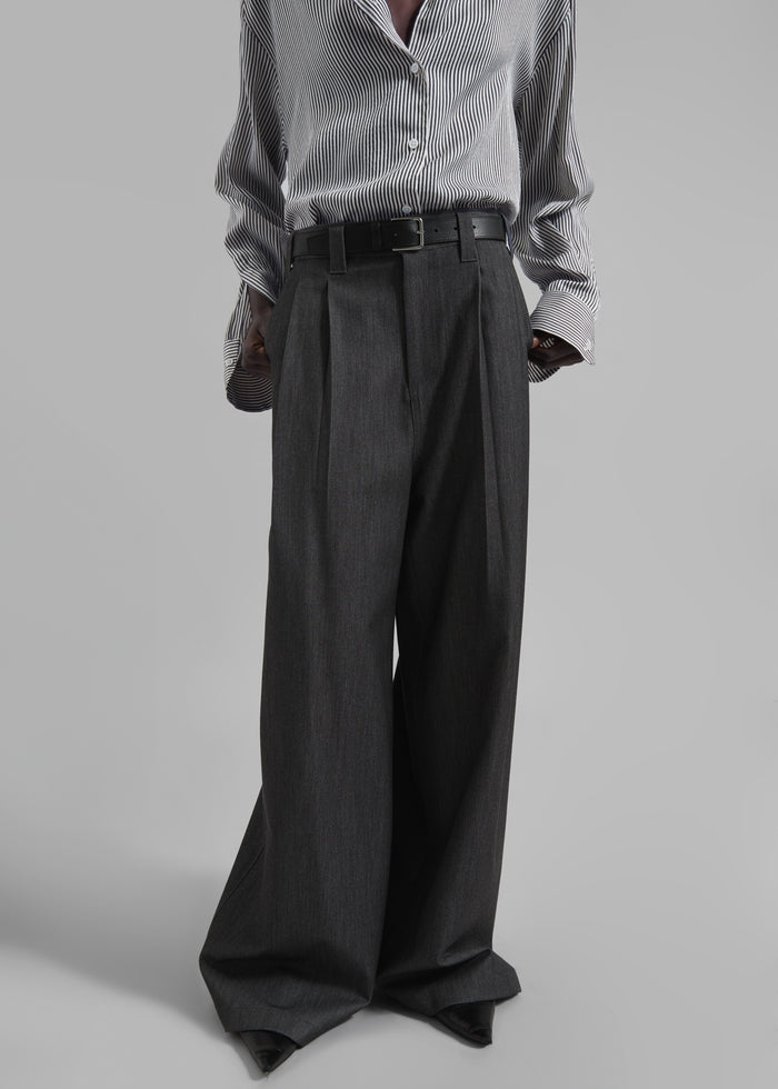 Nellore Pleated Denim Pants - Dark Grey Melange
