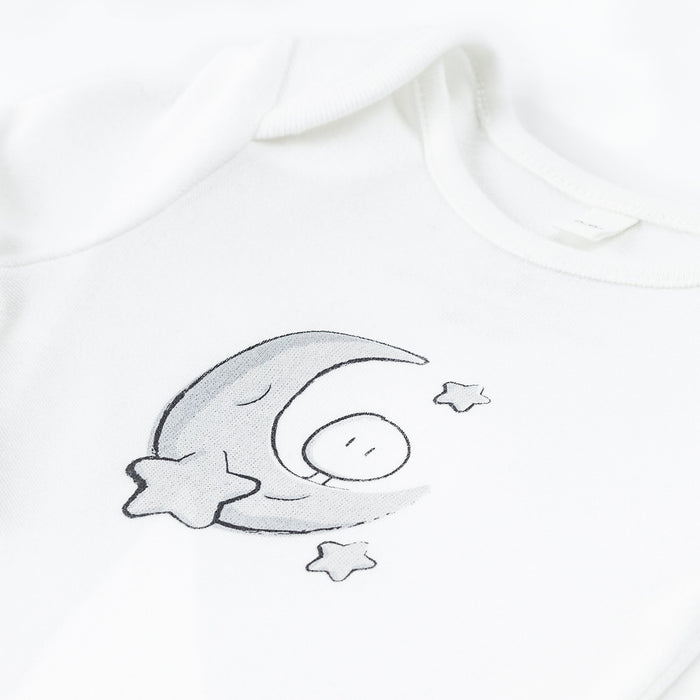 newborn clothing with elasticated hem for easy changing