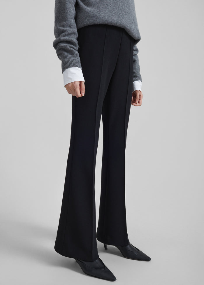 Nibelle Bootcut Pants - Black