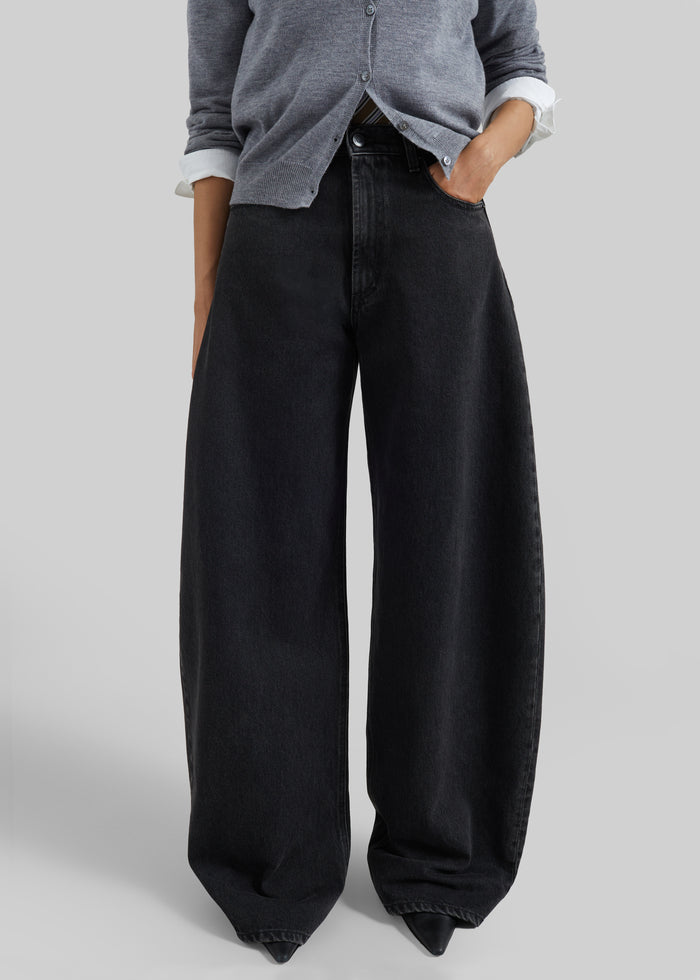 Nick Barrel Leg Jeans - Black Wash