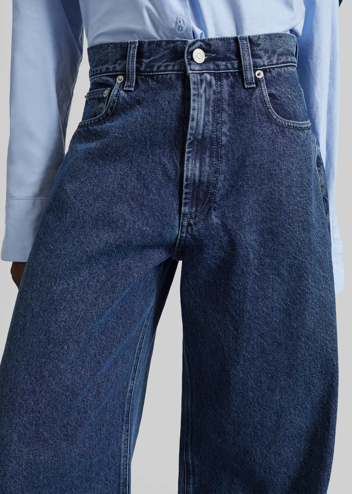 Nick Barrel Leg Jeans - Medium Wash
