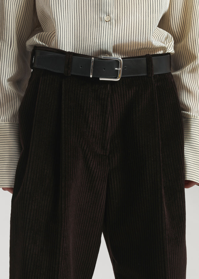 Norstrand Pleated Corduroy Trousers - Dark Brown