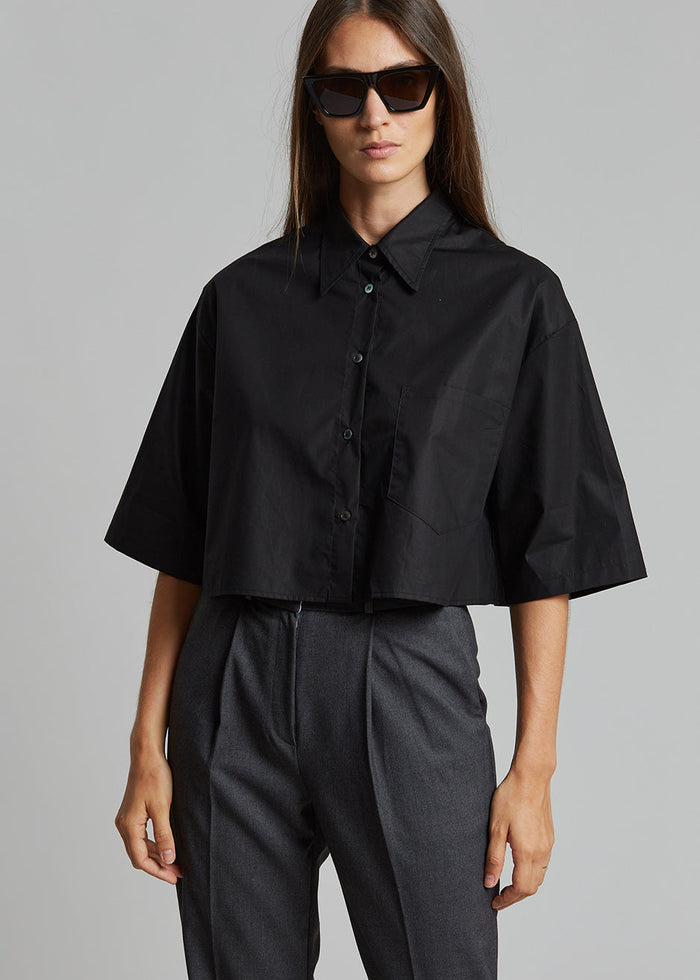 Odem Cropped Shirt - Black Shirt The Frankie Shop