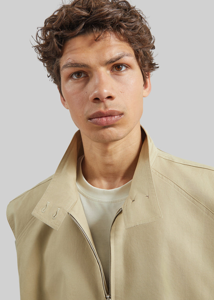 Oltrano Sleeveless Jacket - Beige