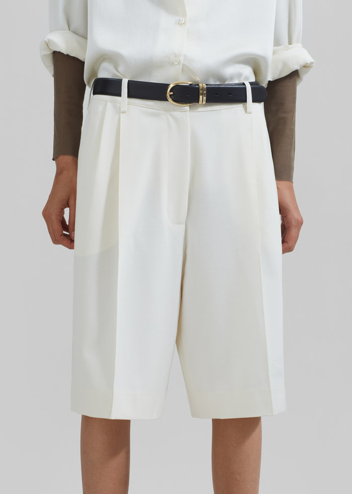 Ora Leather Belt - Black/Gold