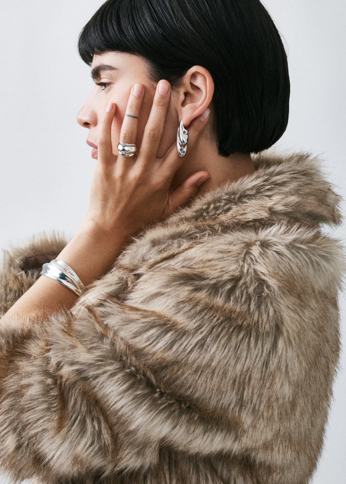 Otiumberg Statement Wave Earrings - Silver