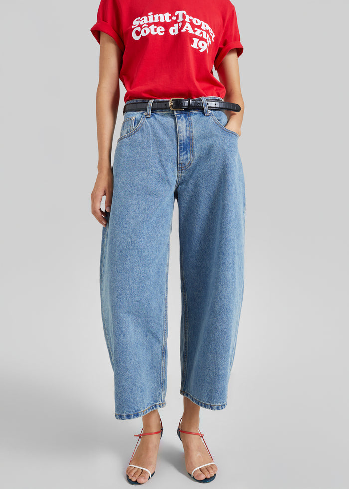Palmi Cropped Barrel Leg Jeans - Medium Wash