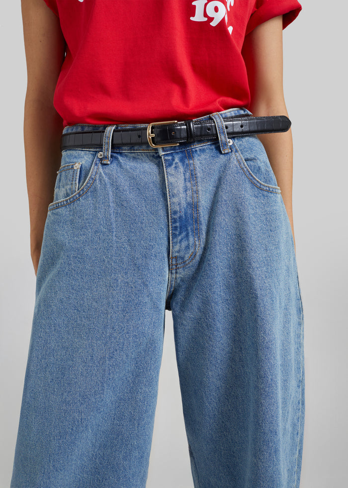 Palmi Cropped Barrel Leg Jeans - Medium Wash