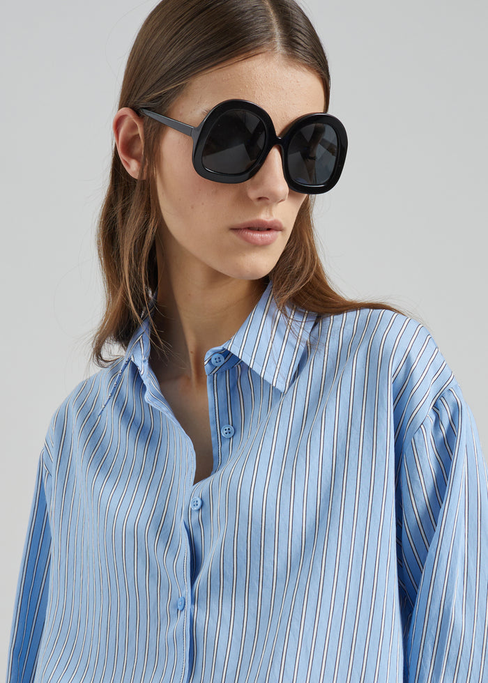 Peri Fluid Shirt - Blue/White Stripe
