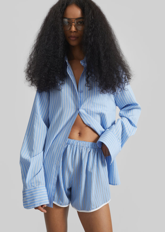 Peri Fluid Shirt - Blue/White Stripe