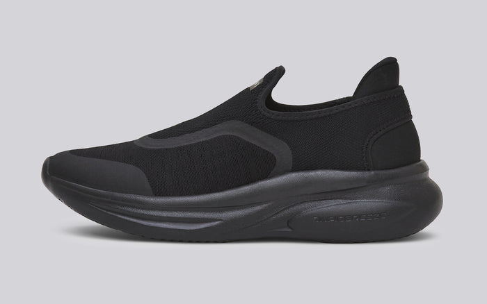 Rapid Breeze Pulsatile Slip Ons for Men : Black