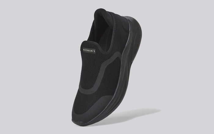 Rapid Breeze Pulsatile Slip Ons for Men : Black