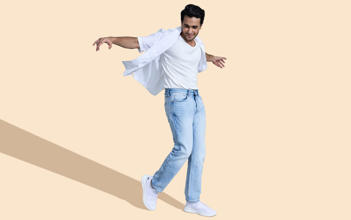 ReLive Knit Sneakers Renew : white men's knit sneakers casual wear lifestyle front view
