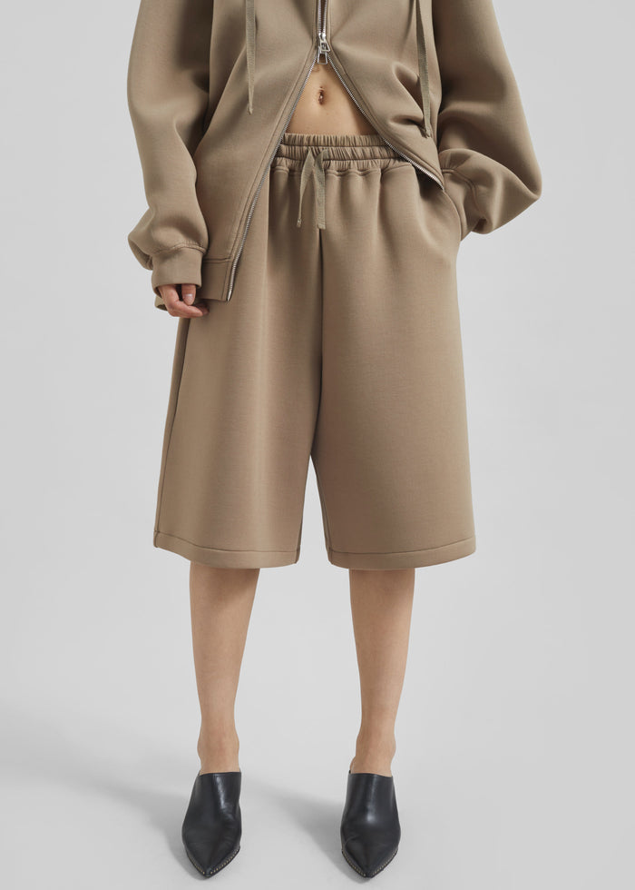 Rian Sweatshorts - Camel