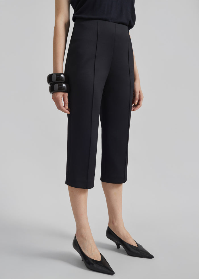 Rivoli Capri Pants - Black