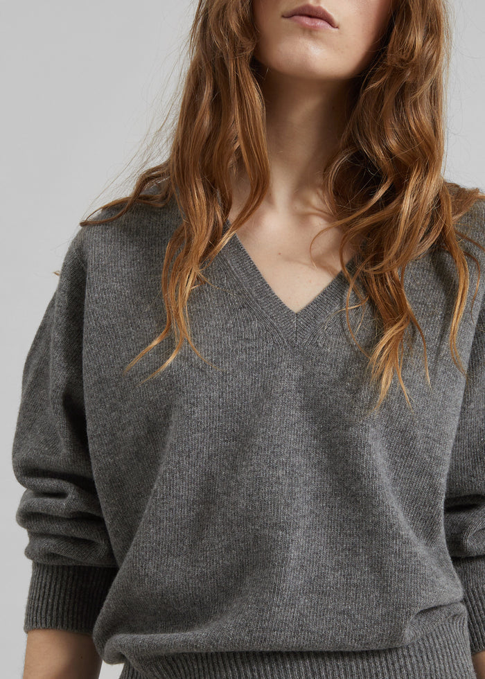 Ronse V-Neck Superfine Lambswool Sweater - Grey