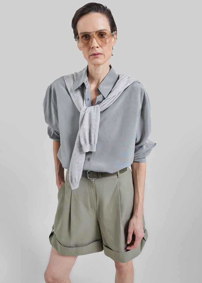 Rozane Pleated Cuff Shorts - Olive