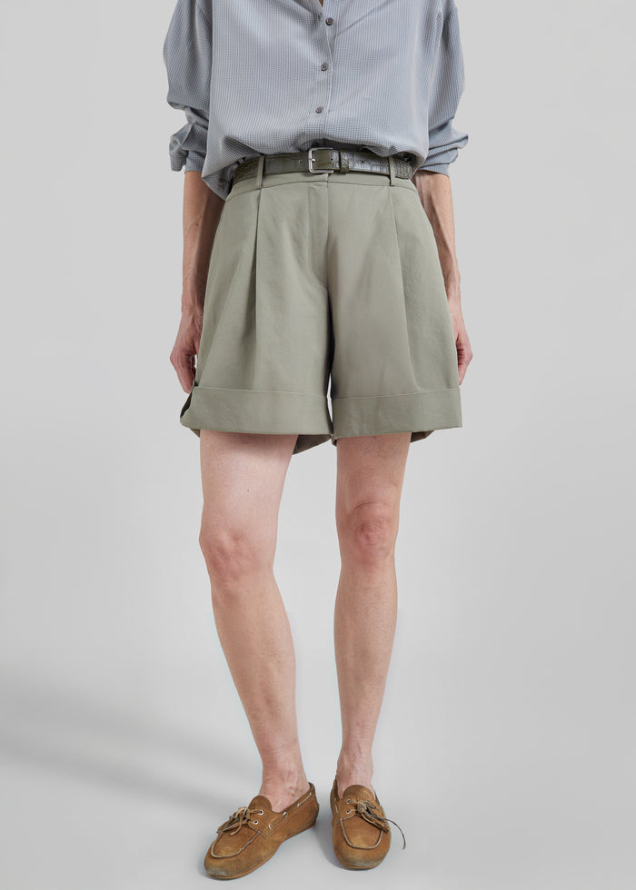 Rozane Pleated Cuff Shorts - Olive